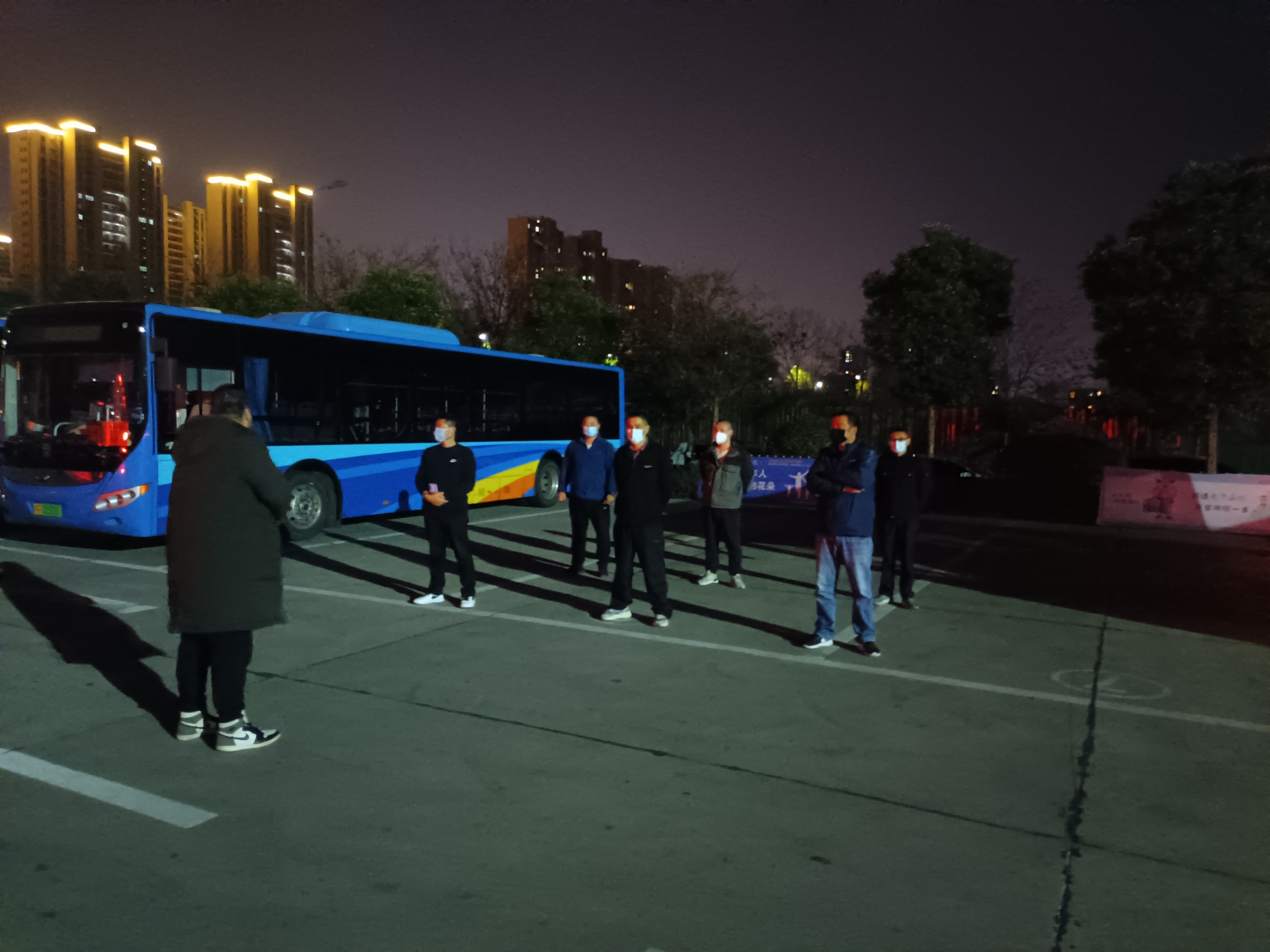公交事业二部有序召开安全例会 筑牢安全生产防线