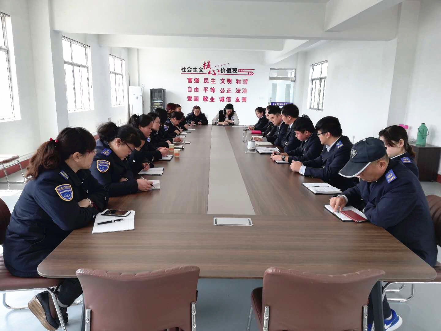 公交集团海通公交公司召开“五一”小长假工作部署会