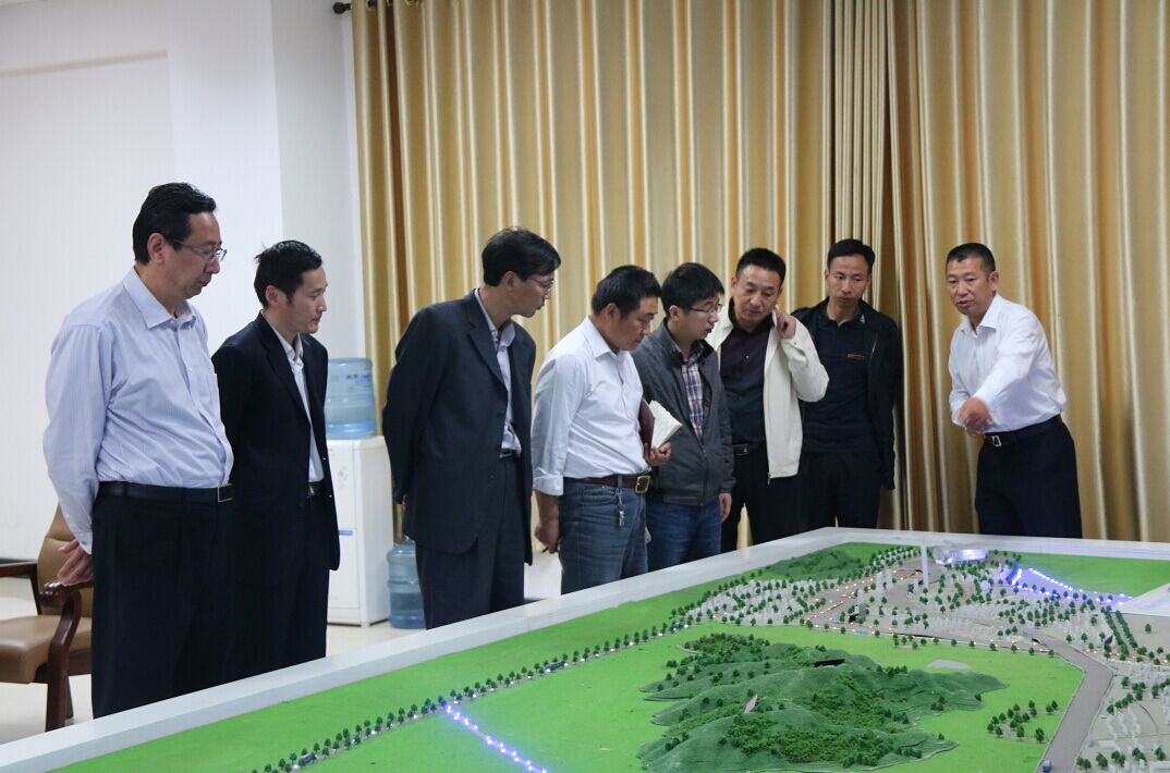 安徽滁州公交来海通公交参观BRT专用道及建设情况