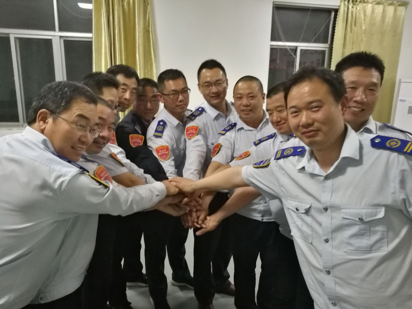公交集团公交事业一部20路线受乘客赞扬