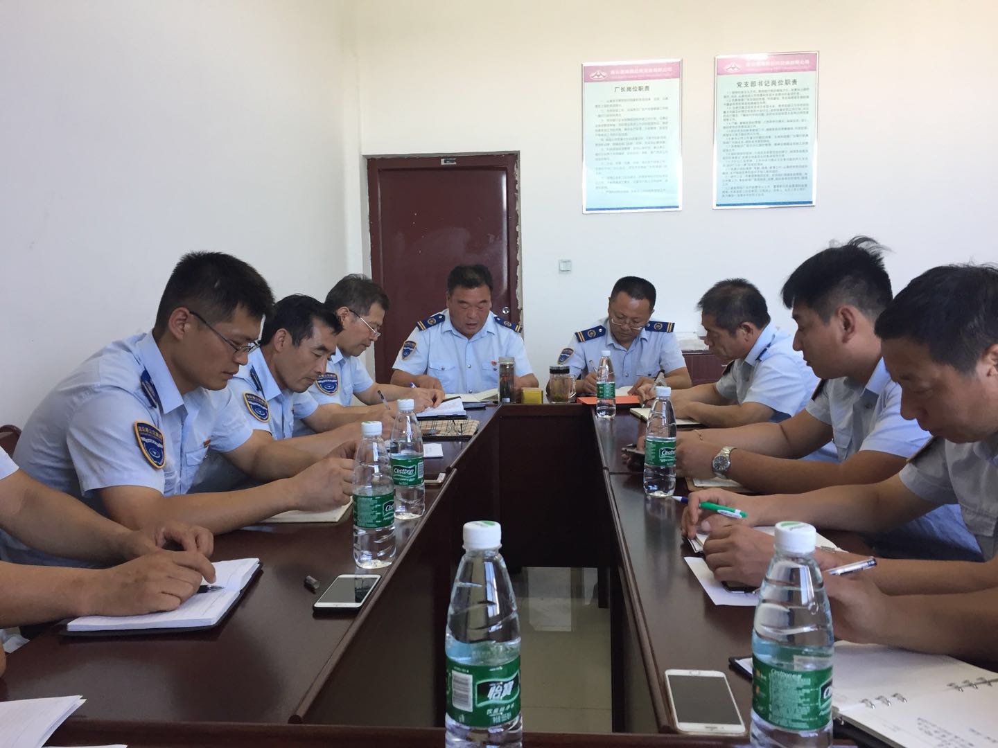 公交汽服公司开展安全生产法律法规学习培训