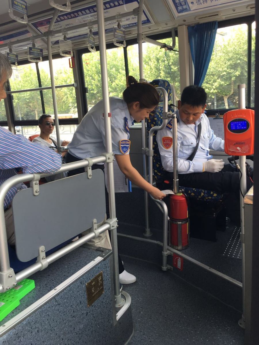 公交集团海通公交公司开展服务规范大检查