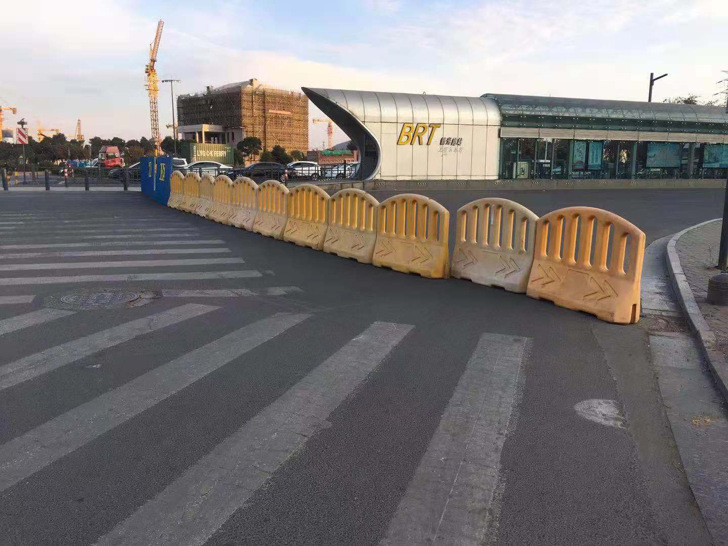即日起，公交37路、游5路、113路、901路线临时调整