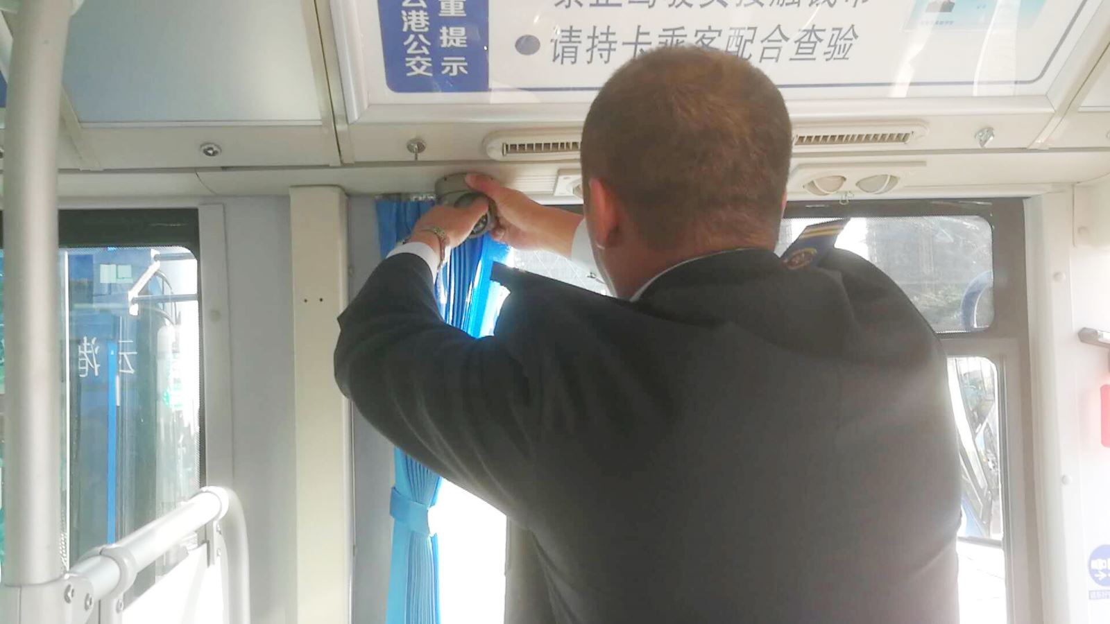 公交集团海通公交公司开展车载监控摄像头排查调整工作