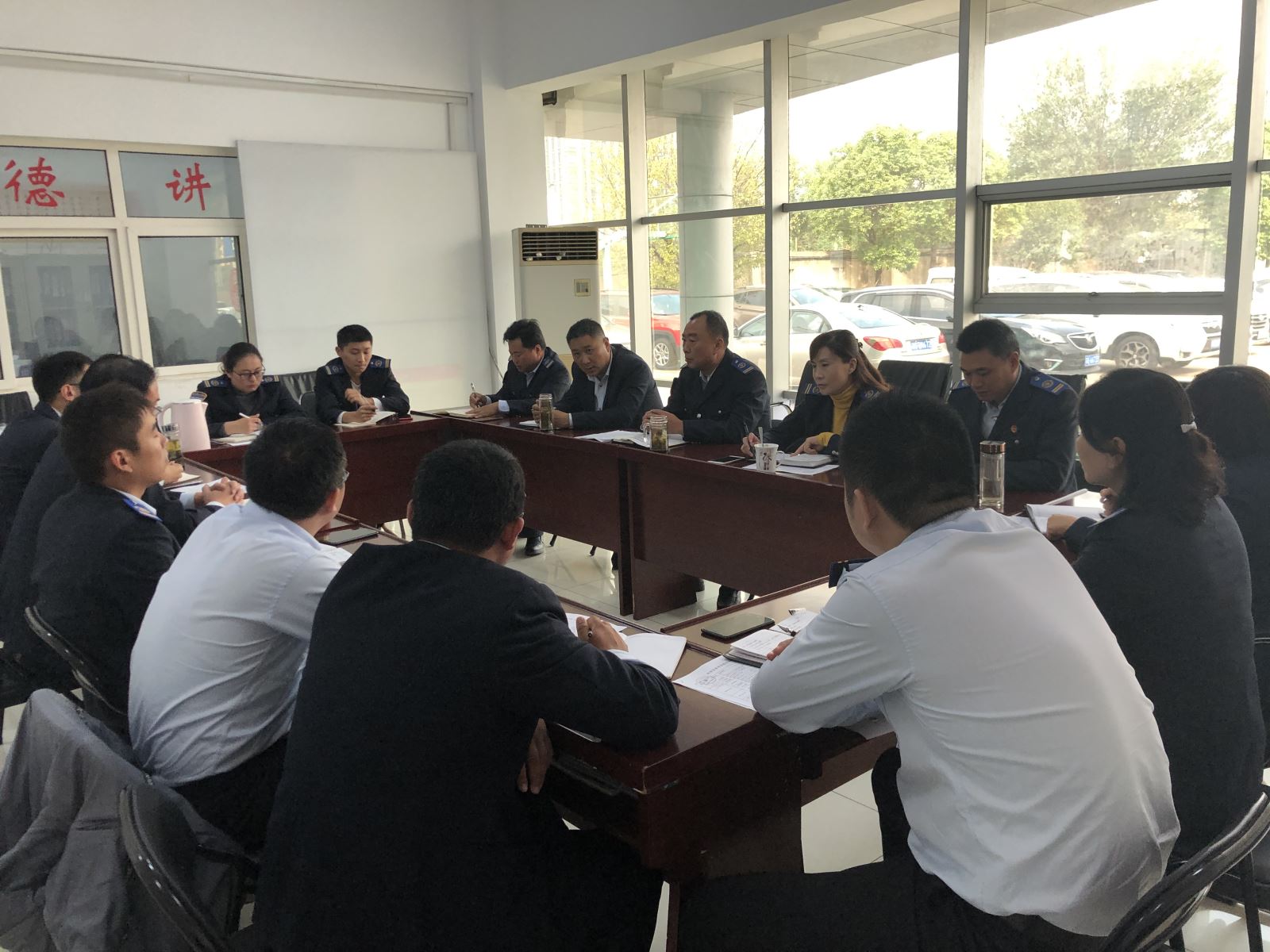 公交集团经营发展事业部召开创文迎检部署会