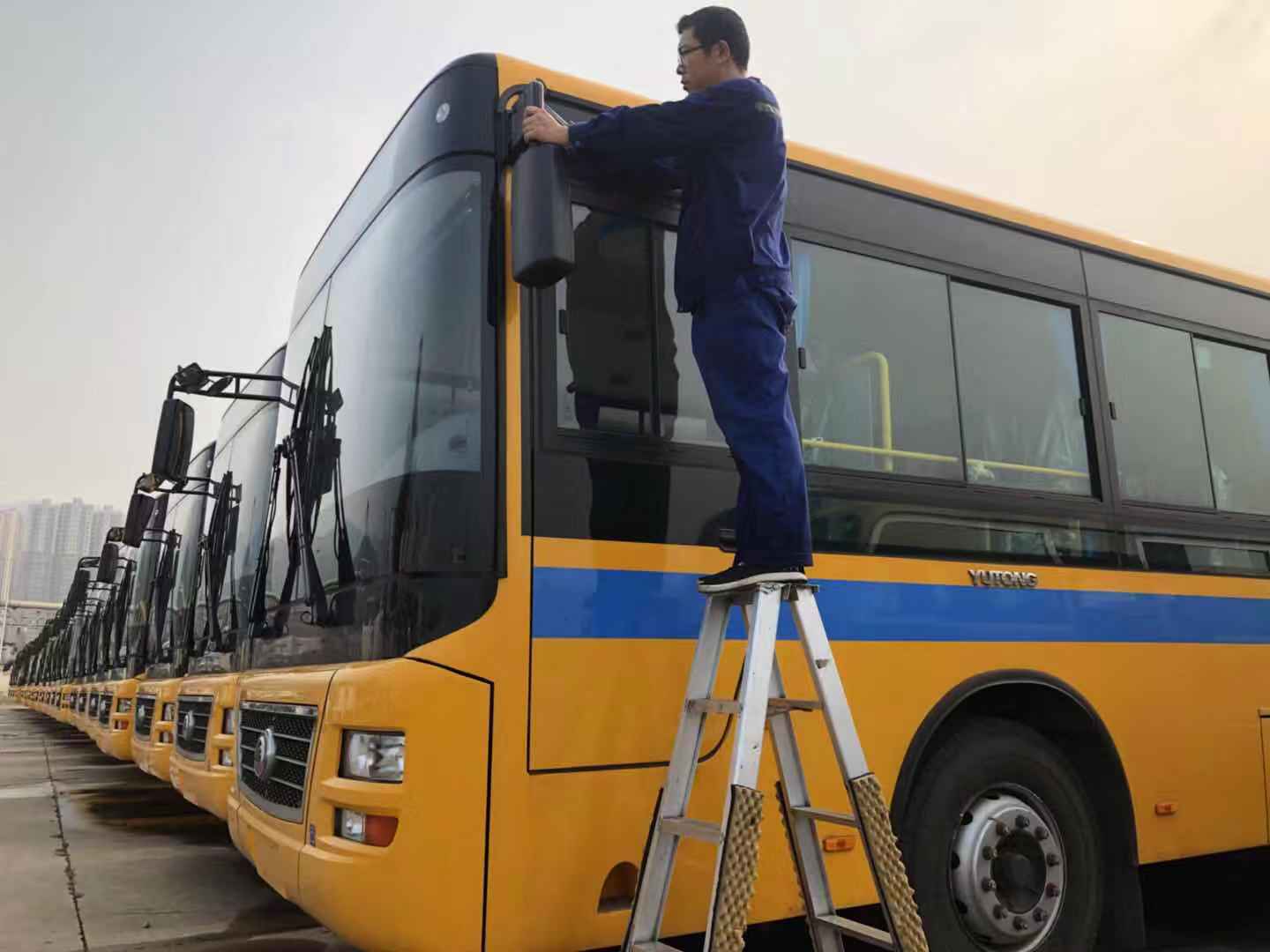 公交集团机务技术事业部积极做好港口车辆服务工作