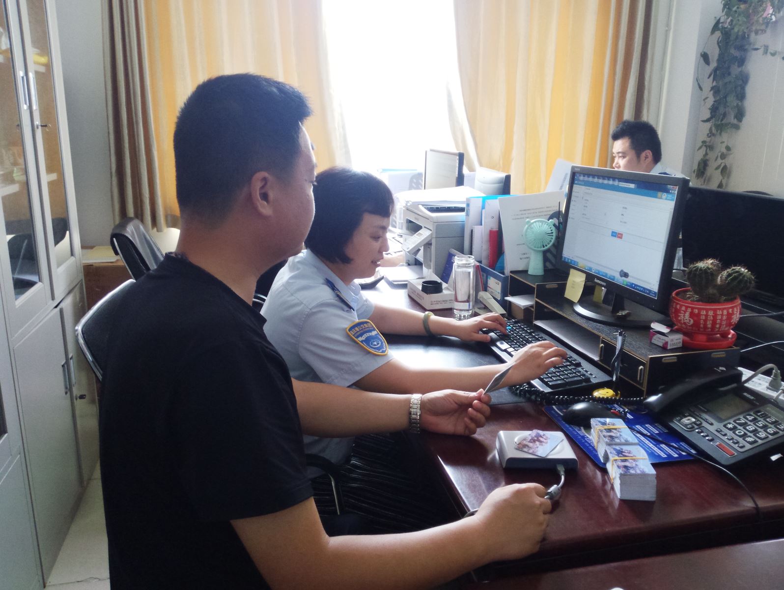 公交集团开通“一卡通”办理业务