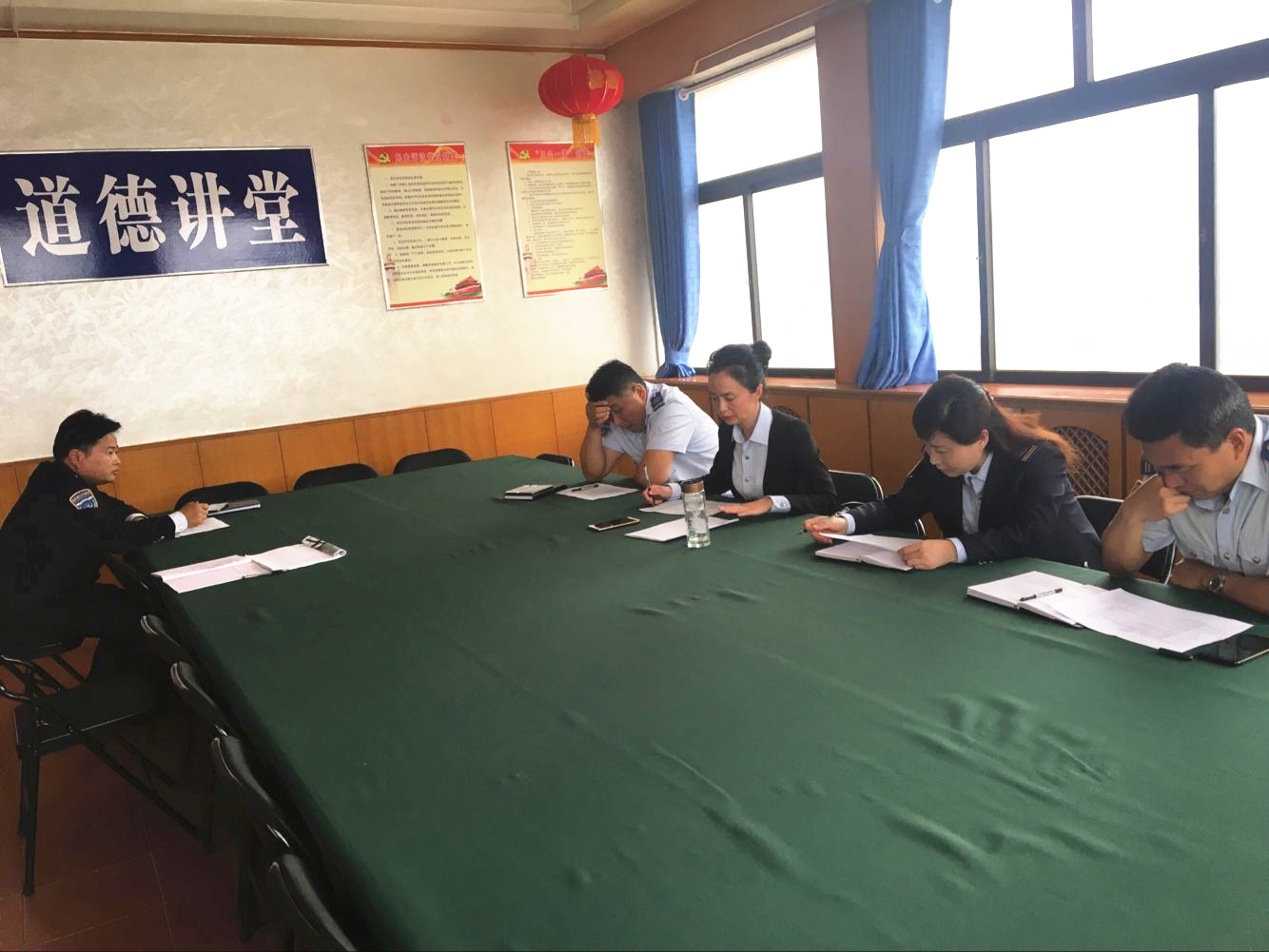 公交集团佳连公司召开重点工作推进会