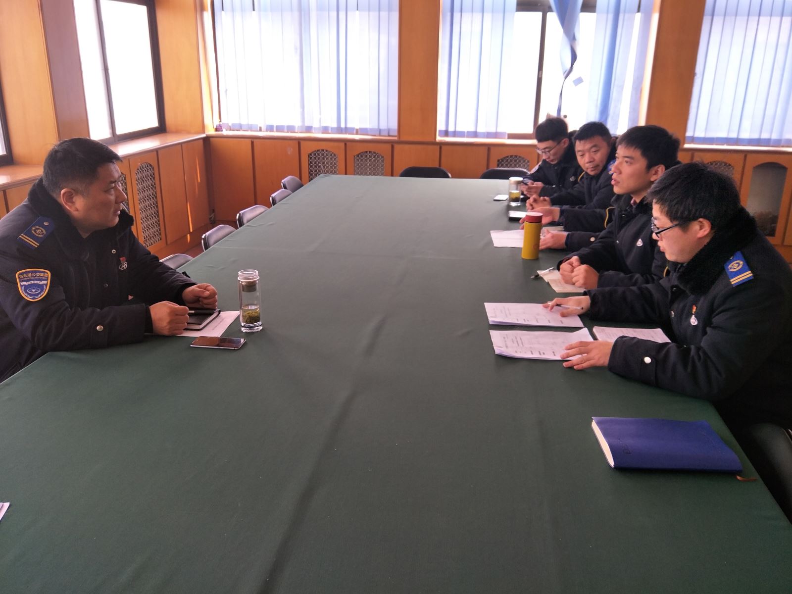 公交集团经营发展事业部召开生产运营会