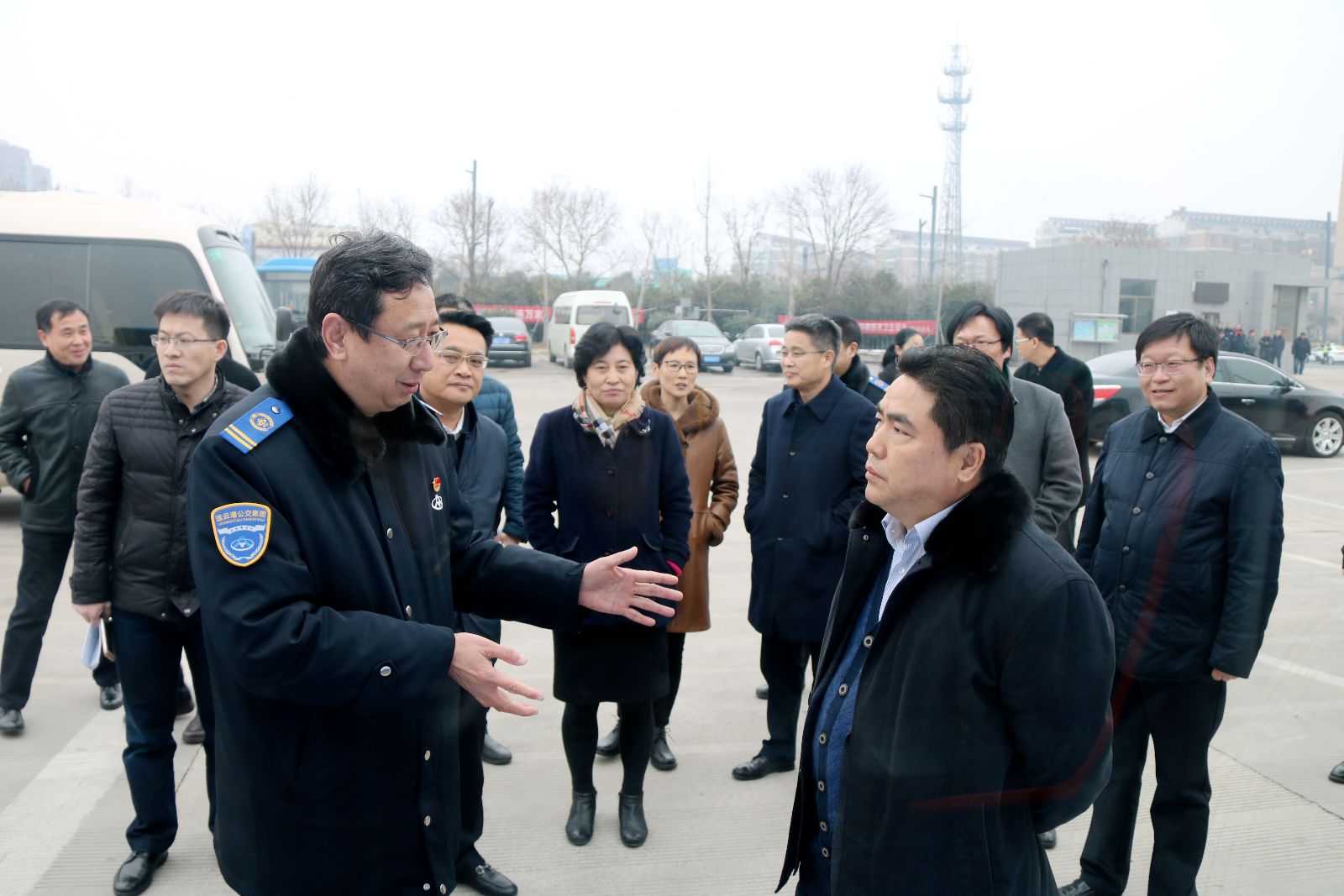 项雪龙市长一行赴公交集团调研“方便连云港建设”
