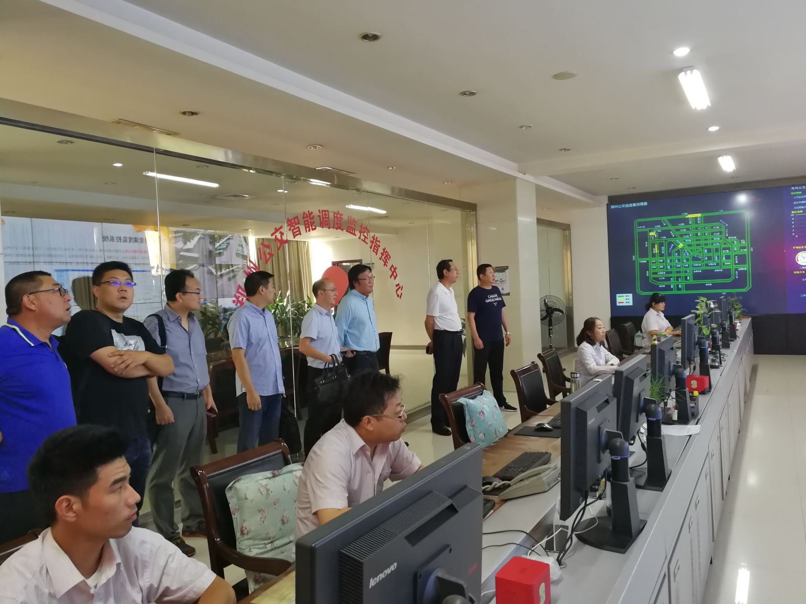 公交集团赴郑州公交考察学习信息化建设经验