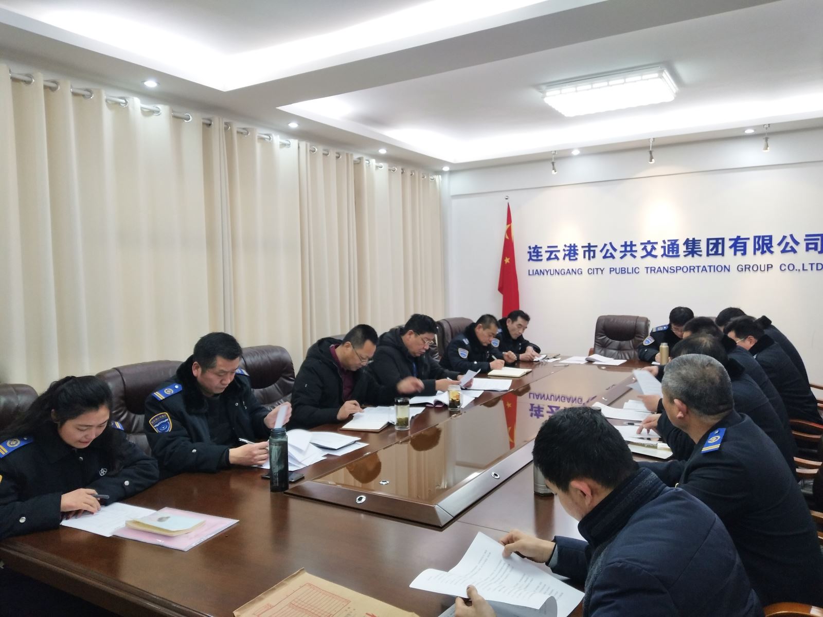 公交集团召开机务管理工作会议