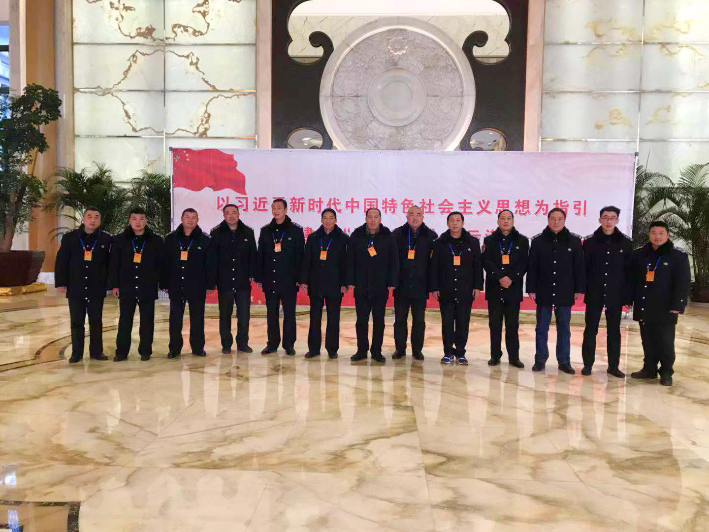 公交集团经营发展事业部圆满完成“两会”运输保障工作