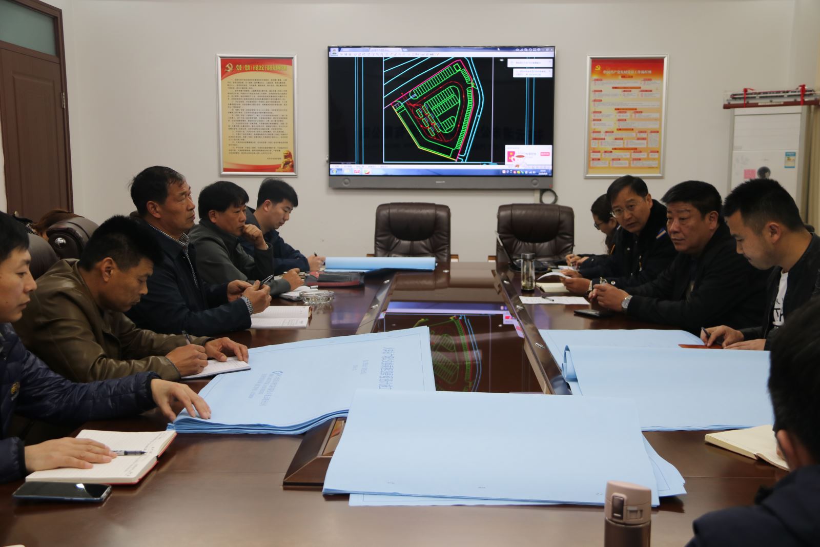 公交集团召开火车站公交换乘场站项目技术交底工作会议