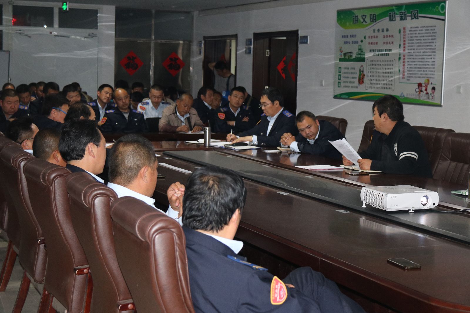 公交海州公司召开驾驶员控烟培训会议