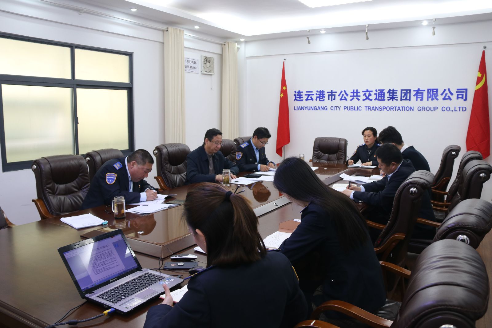 公交集团召开2018年人大建议、政协提案办理工作专题会议