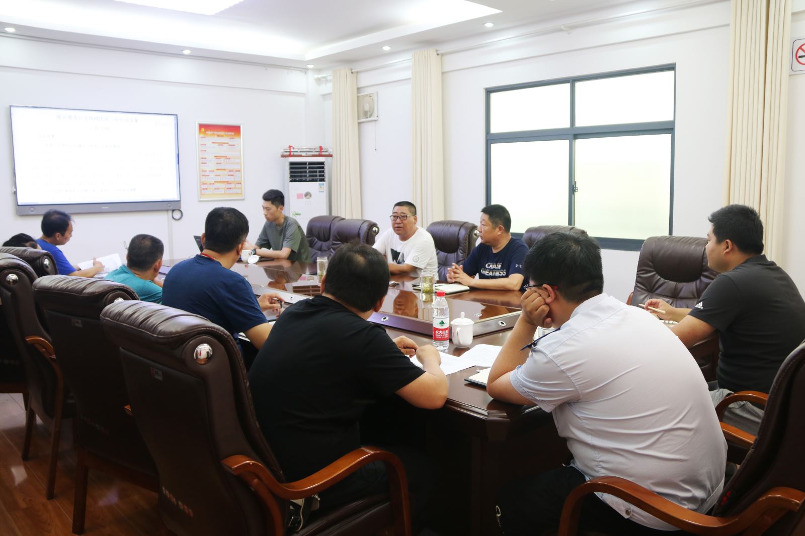 公交集团召开线网优化行动方案研讨会