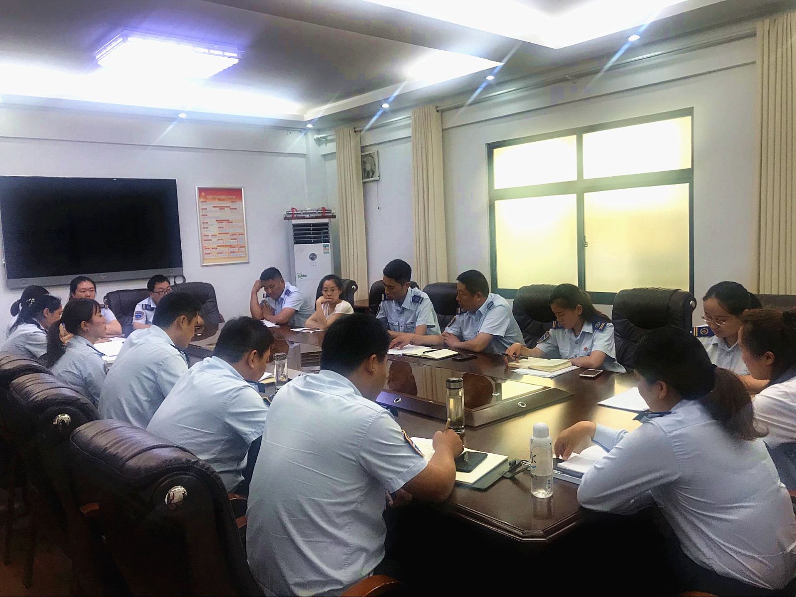 公交集团服务热线召开二季度业务培训及考核会议