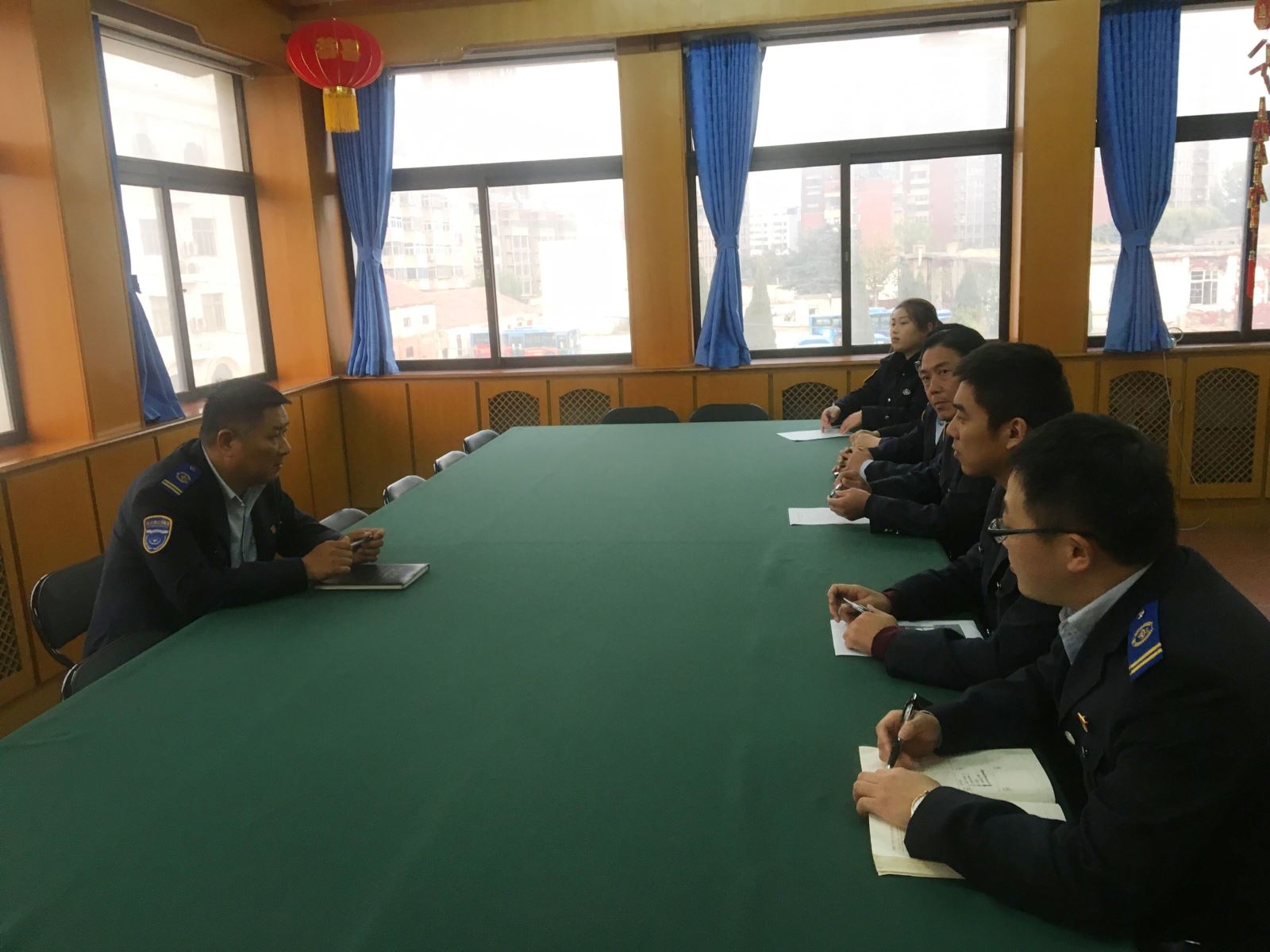 公交集团佳连公司召开运营生产例会部署下阶段工作