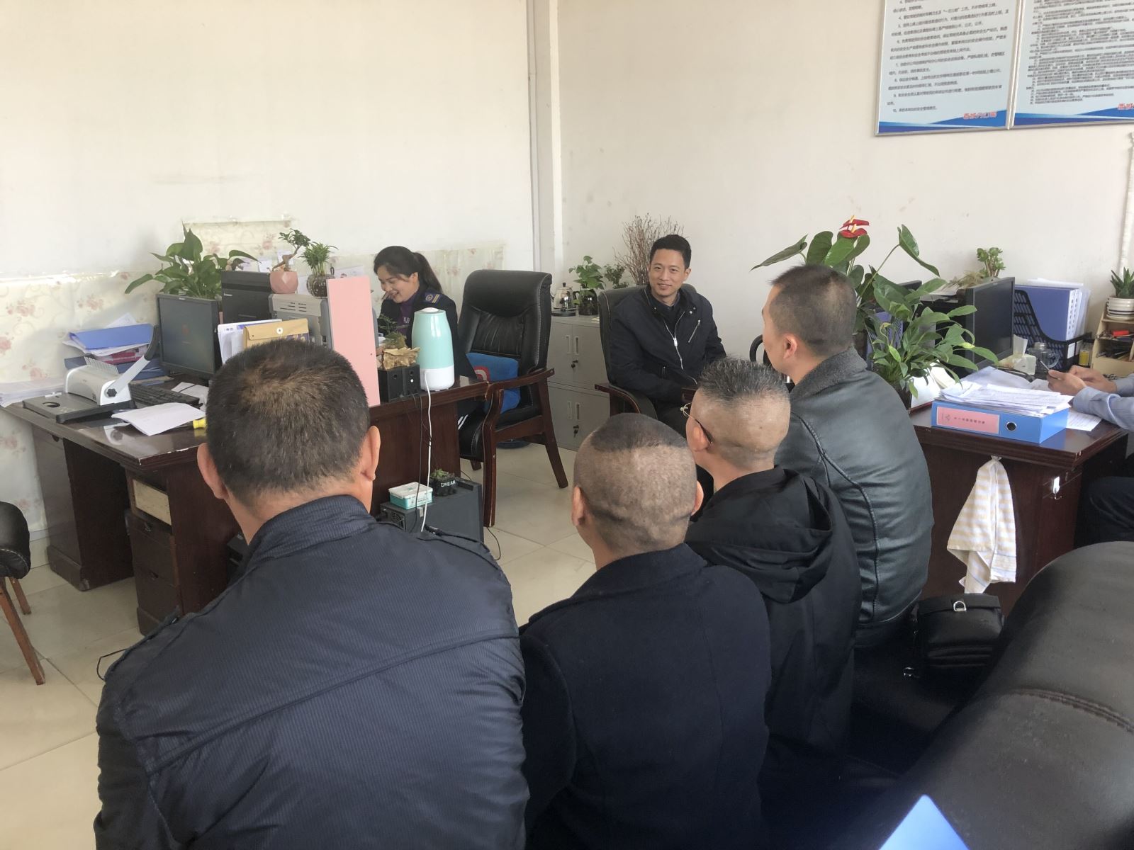 公交集团快速公交事业部召开新进驾驶员座谈会