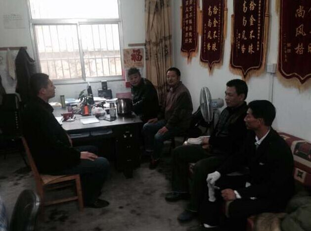 公交东部公司开展公交“敬老文明线”37路驾驶员专题教育活动