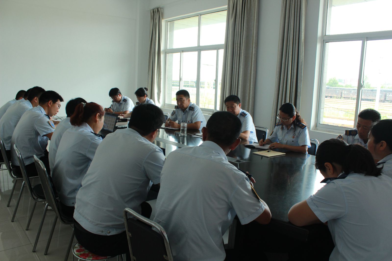 公交东部公司召开创建全国文明城市工作部署会