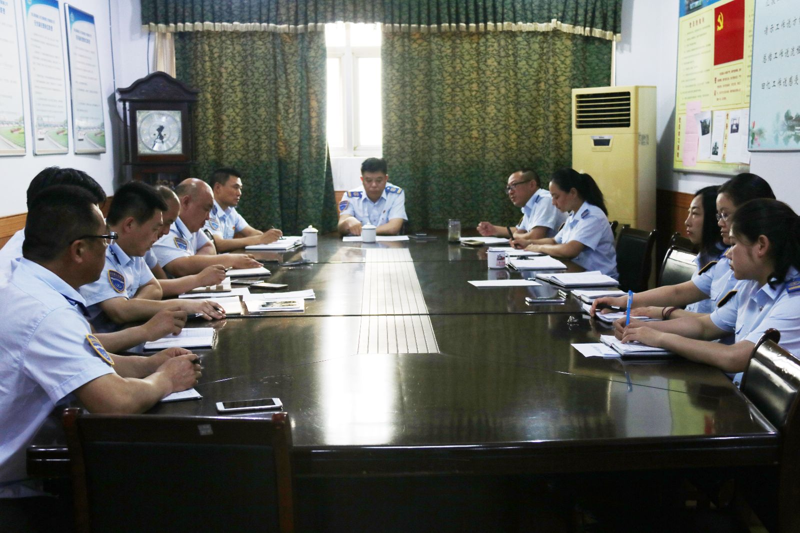 公交新浦公司召开安全生产专题会