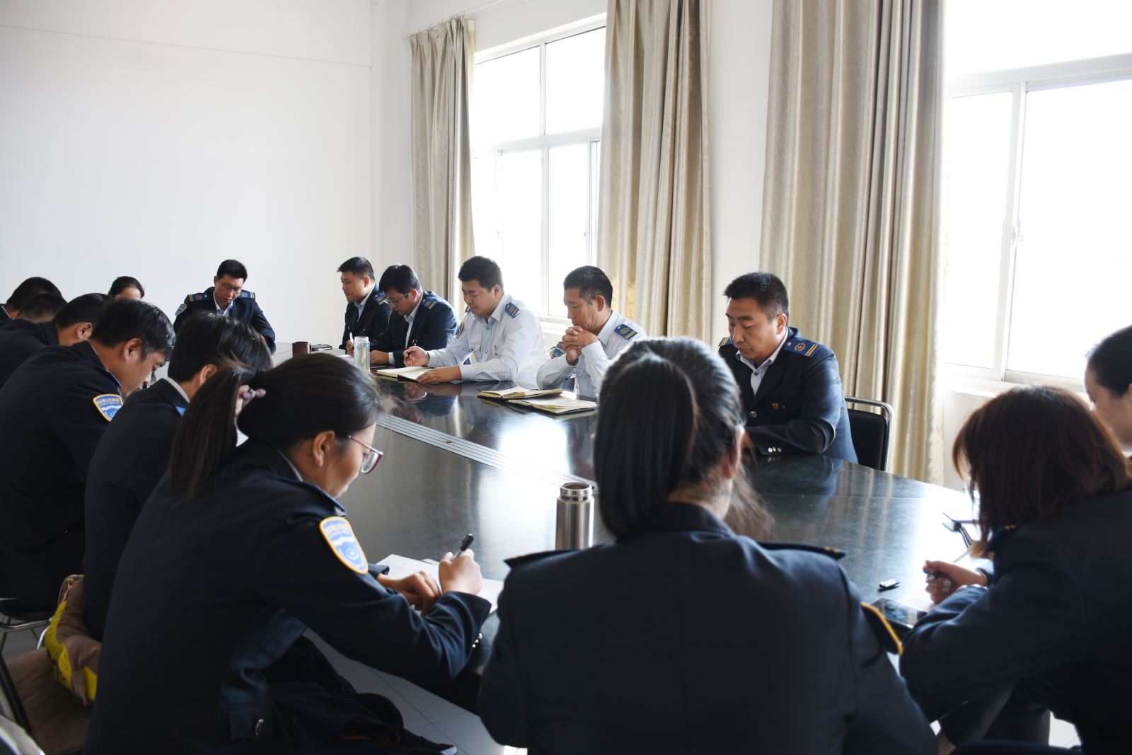 公交集团东部公司召开大干四季度专题会议