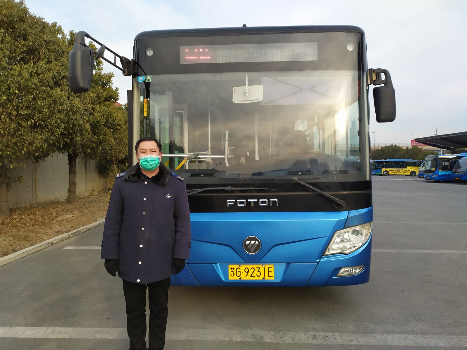 公交集团公交事业二部34路于绪林及时归还乘客丢失的手机