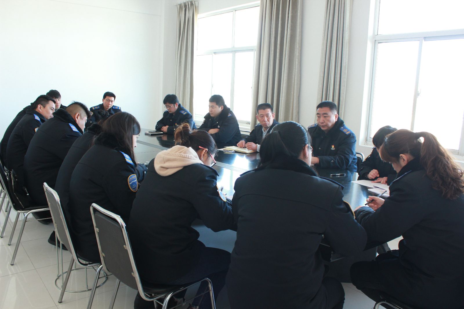 公交集团东部公司召开劳动纪律专题会议