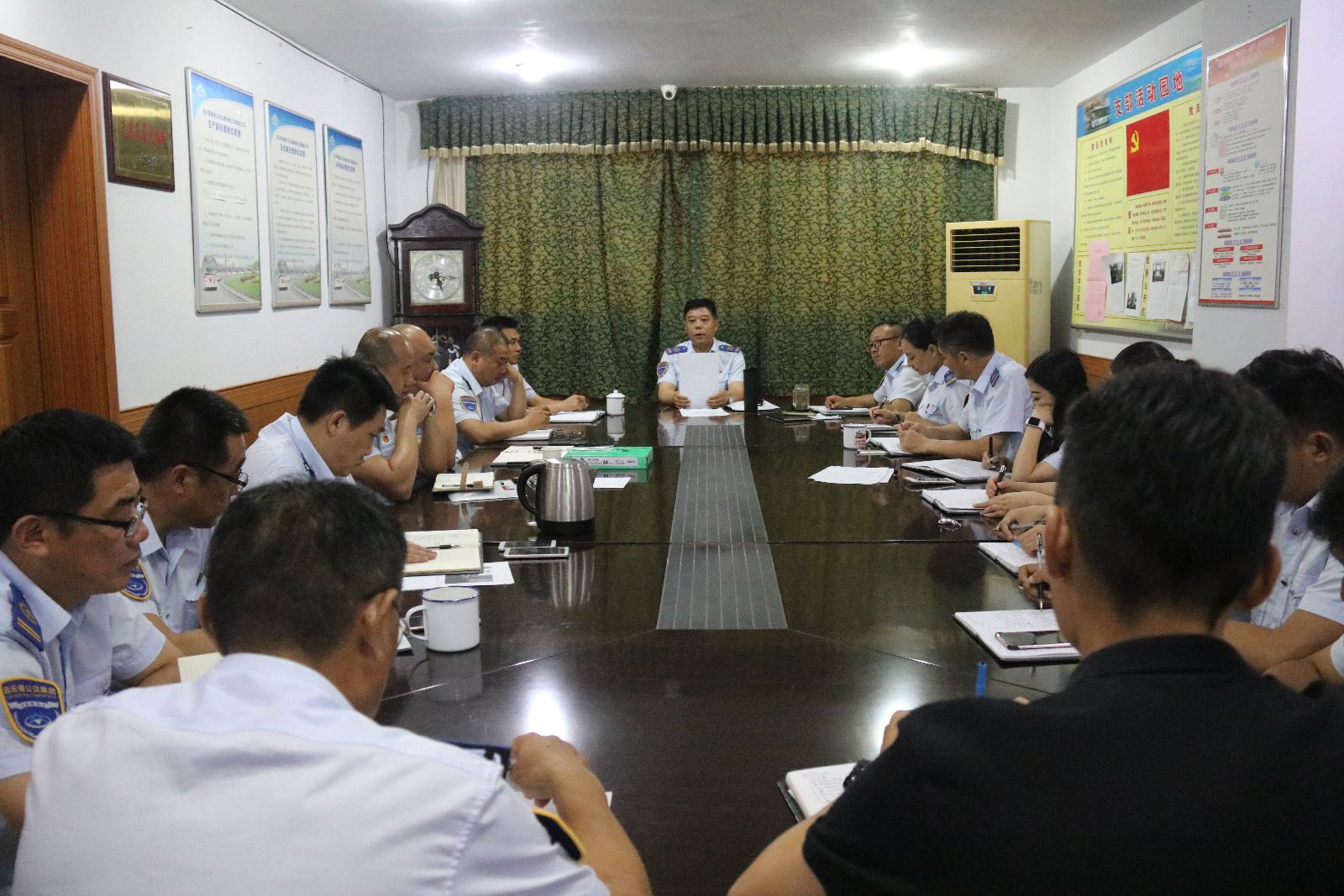 公交新浦公司召开“连云港之夏”运输保障会议