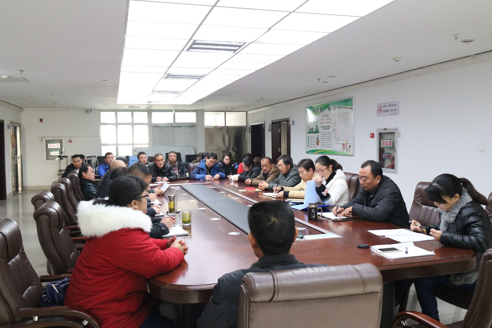 公交海州公司党支部开展民主评议党员工作